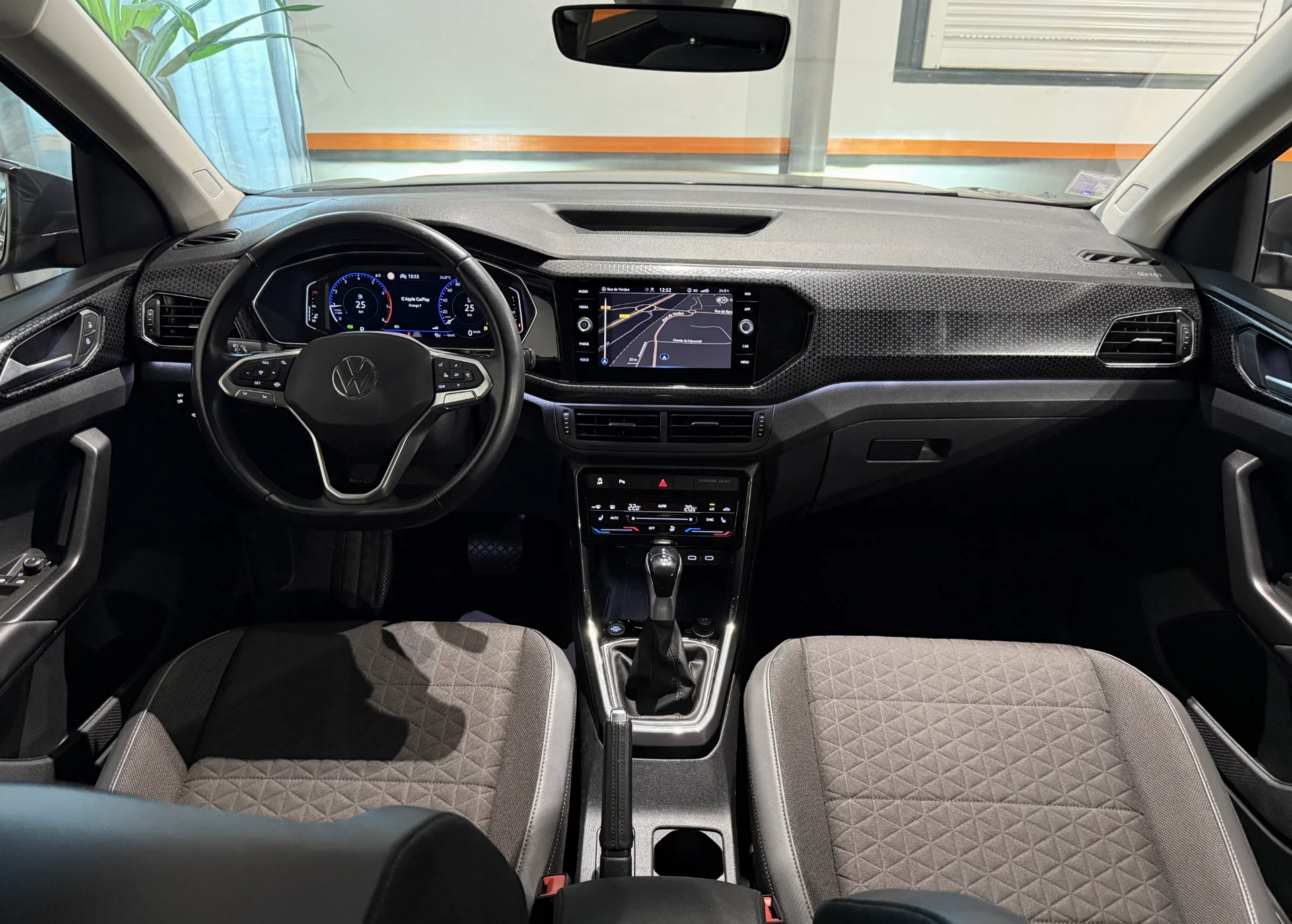 Volkswagen T-CROSS - Photo 4