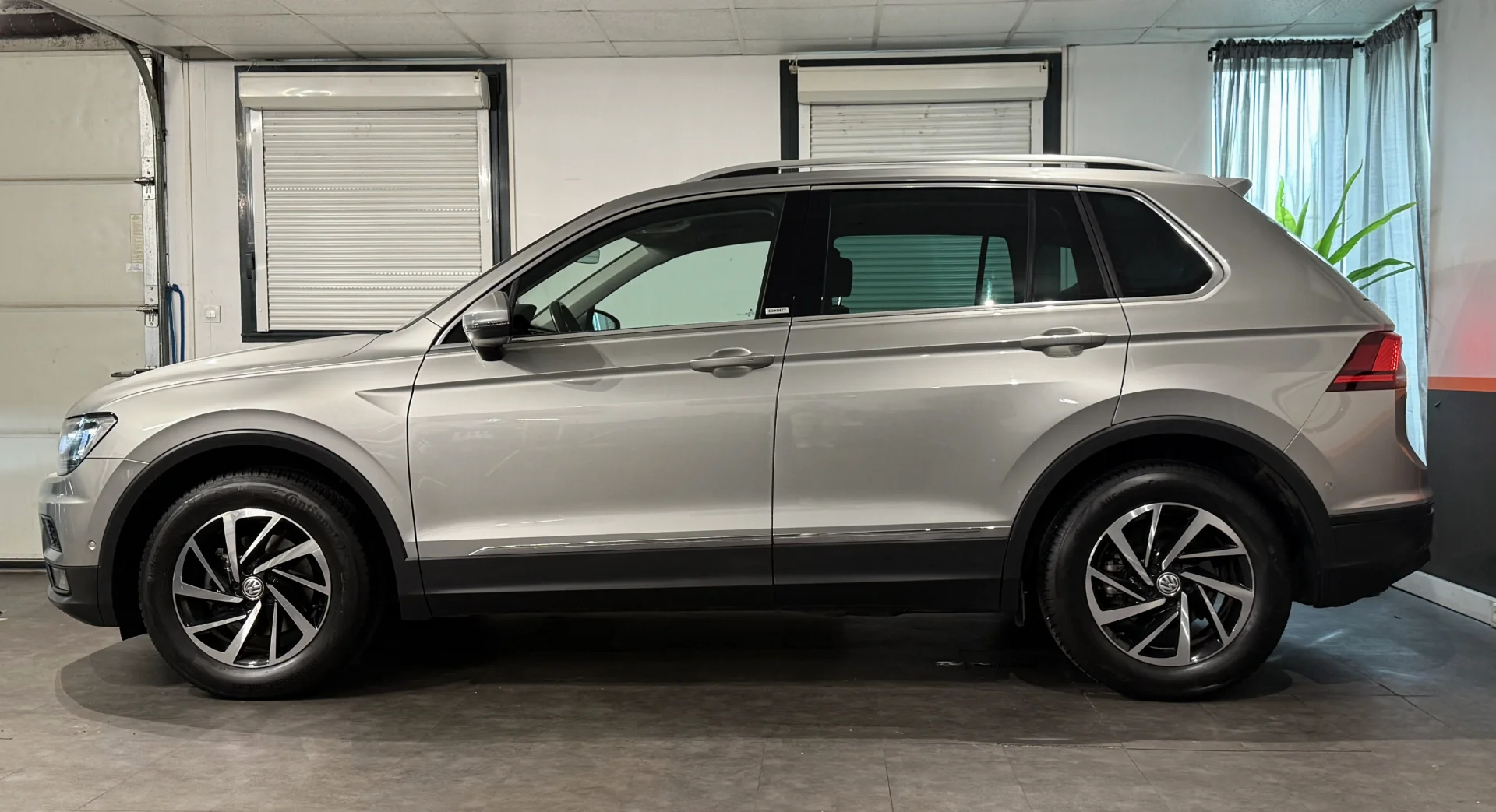 Volkswagen TIGUAN II - Photo 4
