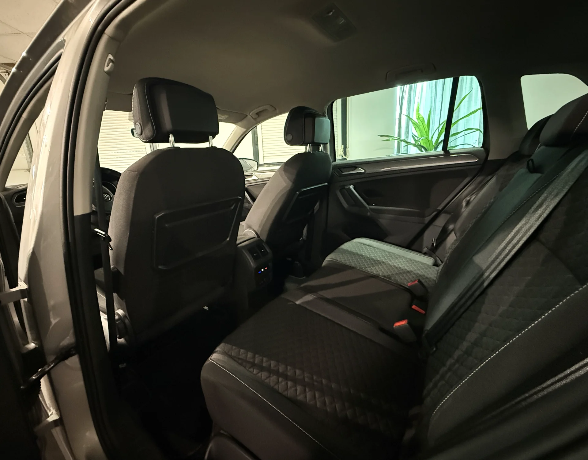 Volkswagen TIGUAN II - Photo 8