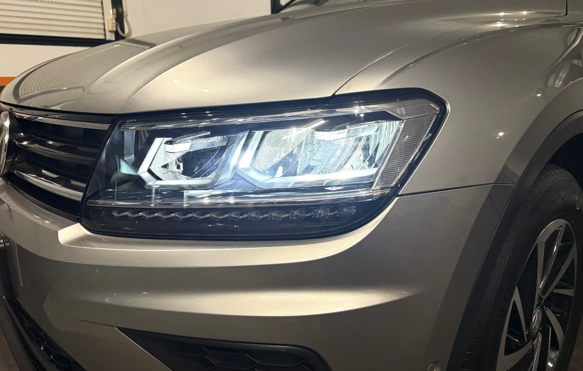 Volkswagen TIGUAN II - Photo 9