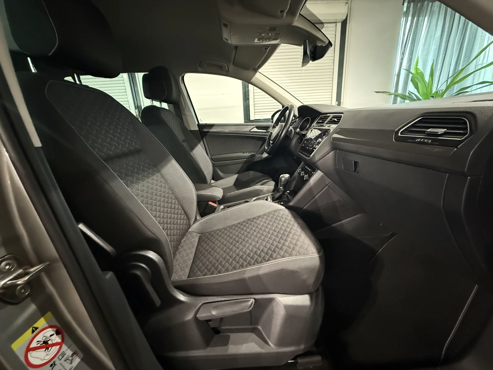 Volkswagen TIGUAN II - Photo 15