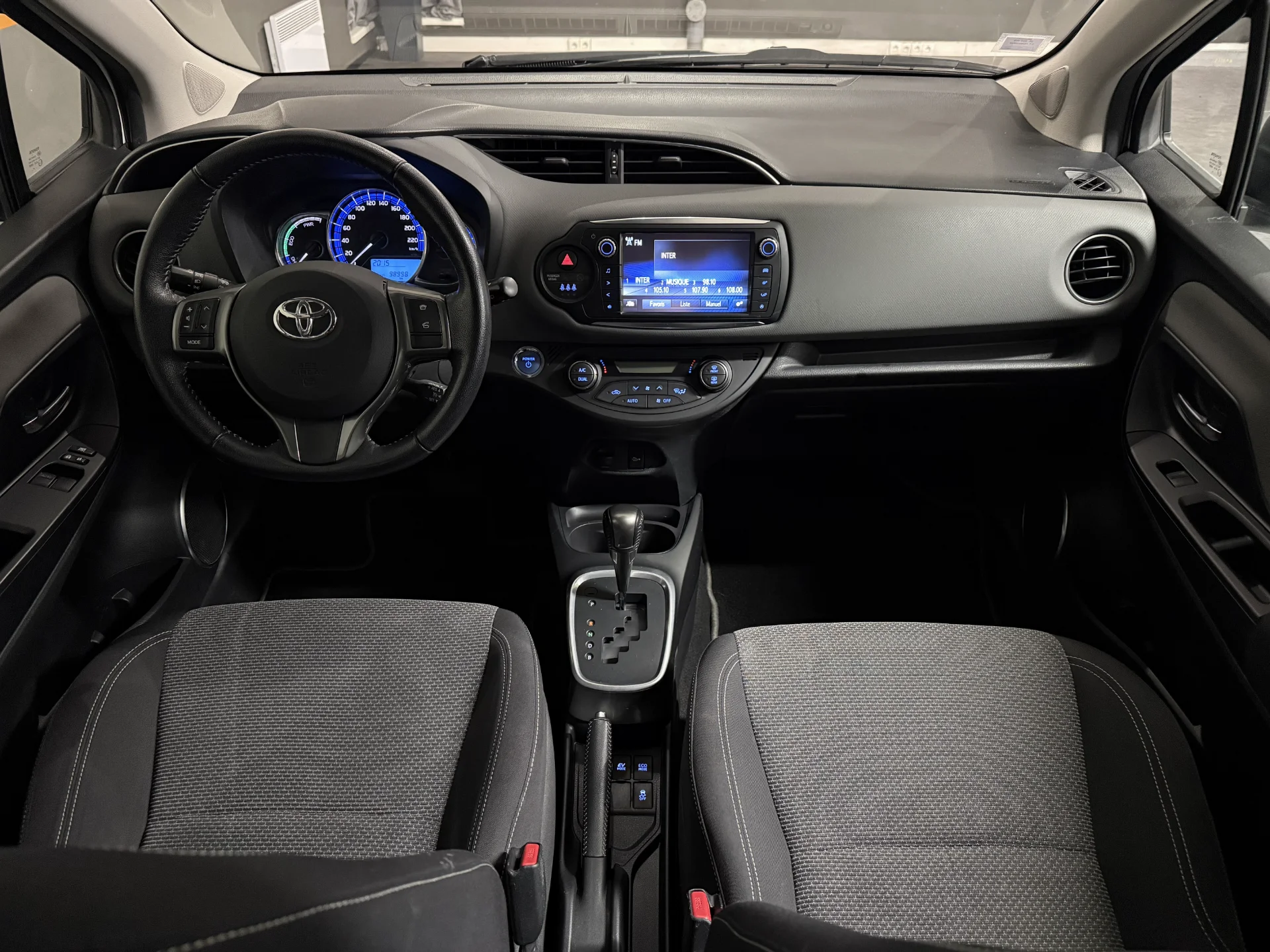 Toyota YARIS 3 Phase 2 - Photo 3