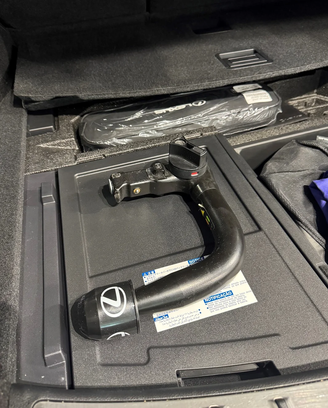 Lexus NX450H+ - Photo 15