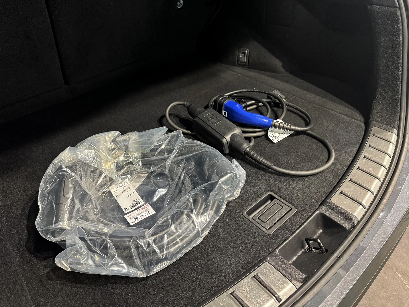 Lexus NX450H+ - Photo 16