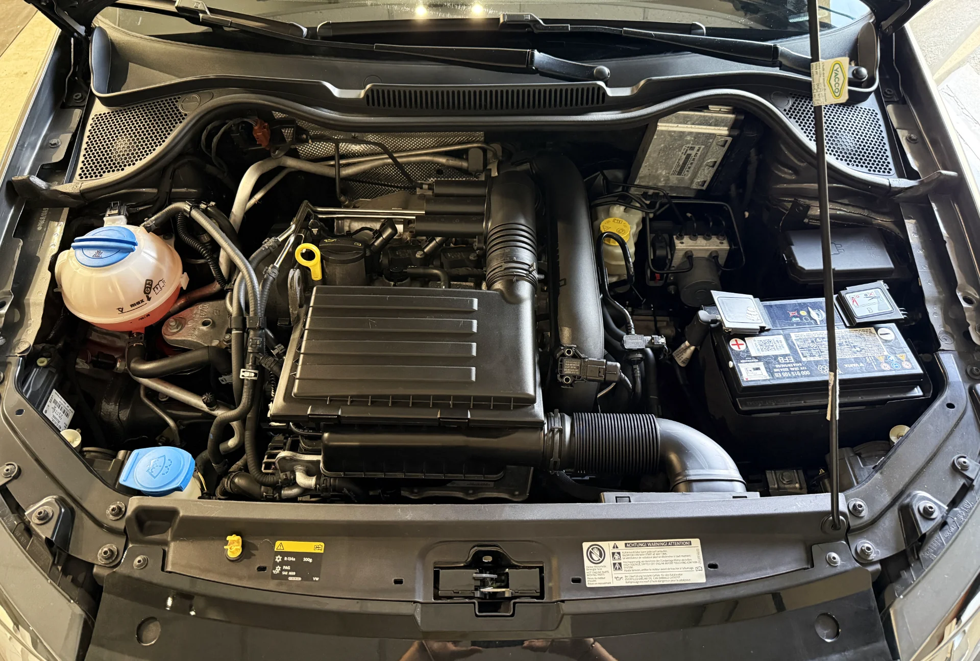 Volkswagen Polo V (2) - Photo 17