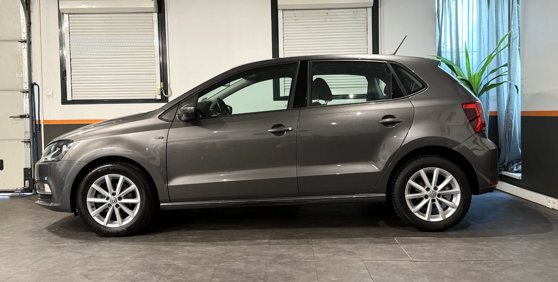 Volkswagen Polo V (2) - Photo 18