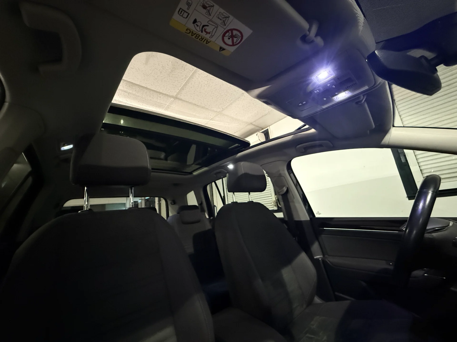 Volkswagen Touran III - Photo 8