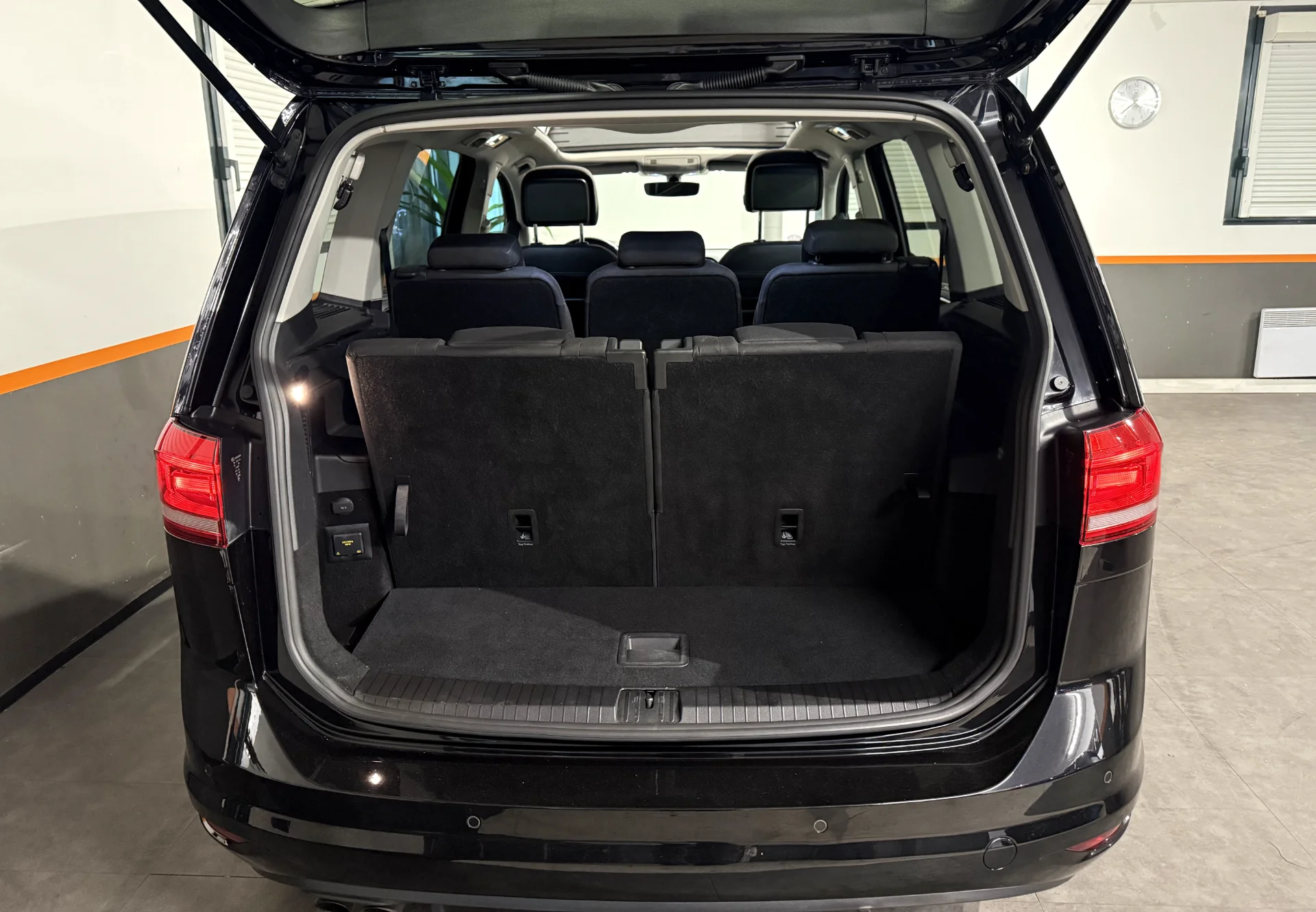 Volkswagen Touran III - Photo 15