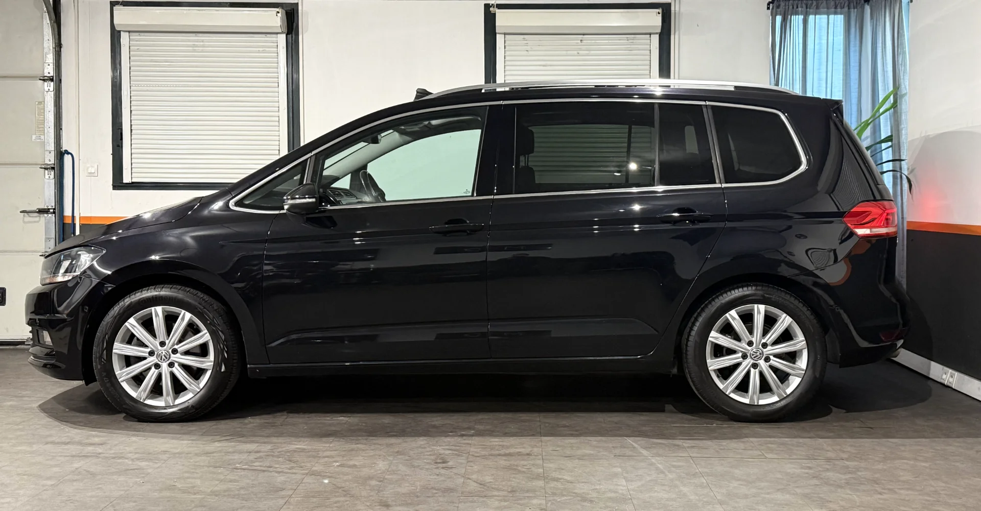 Volkswagen Touran III - Photo 16