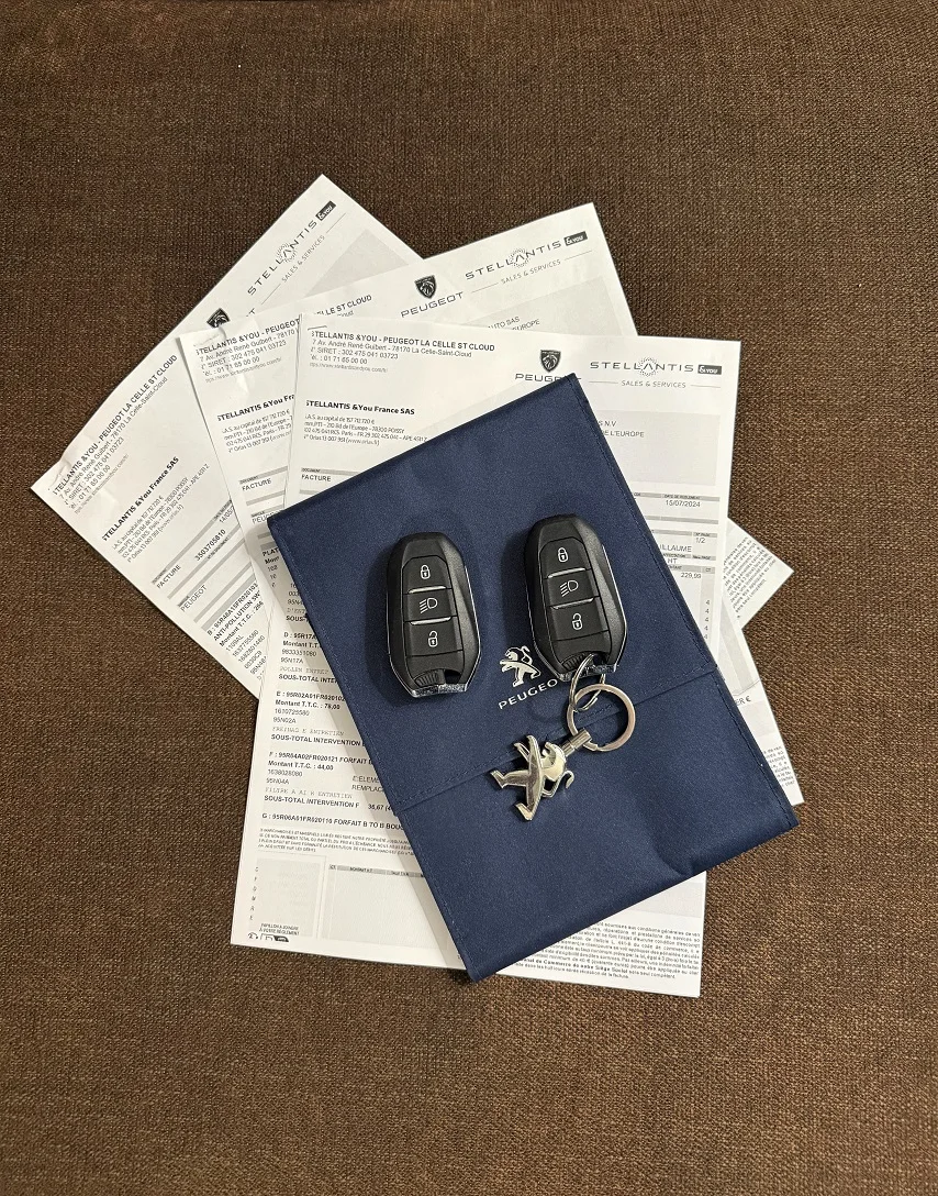 Peugeot 208 II 1.2 puretech 100cv bva8 - Photo 5