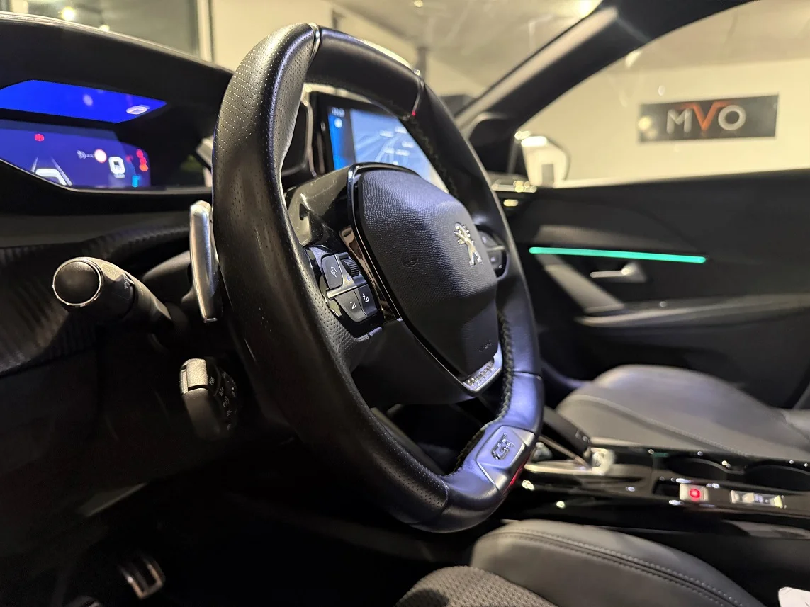 Peugeot 208 II 1.2 puretech 100cv bva8 - Photo 15