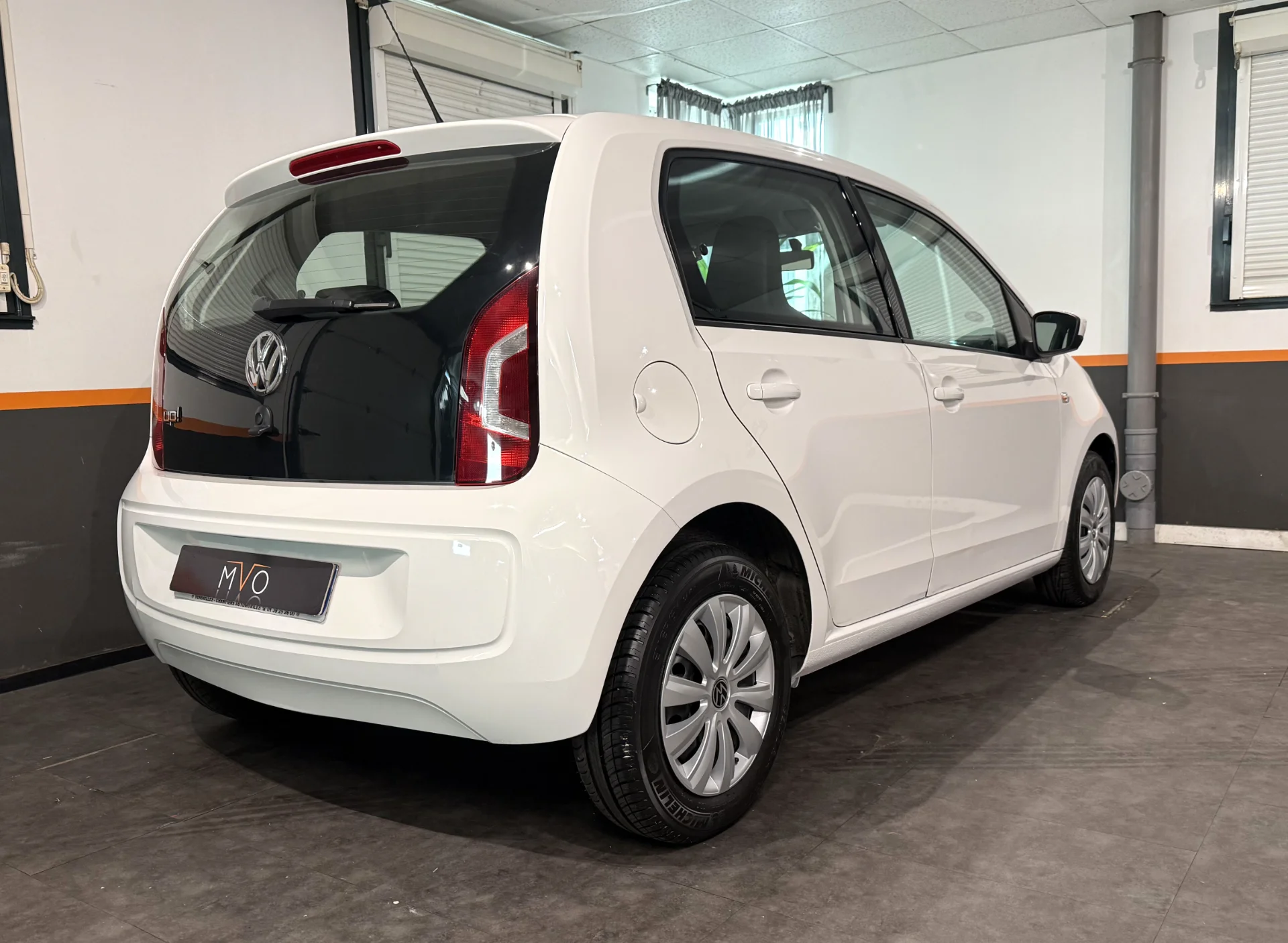 Volkswagen UP! - Photo 2