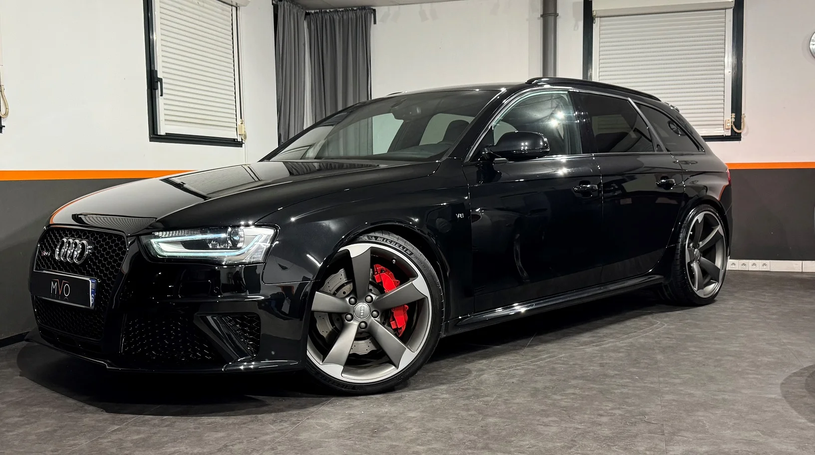 Audi RS4 4.2 V8 Quattro 450 cv  2012